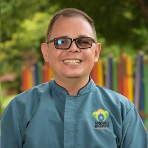 Juan C. Vezga